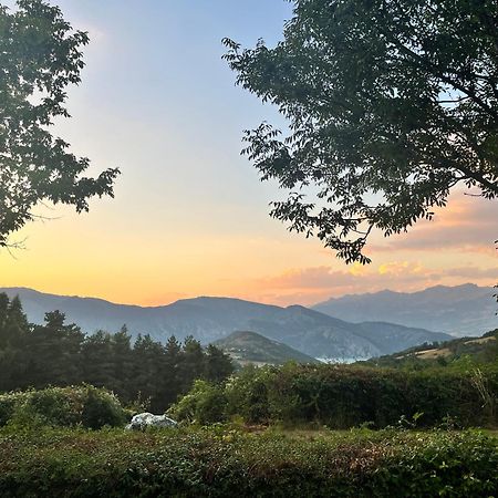 Village De Chalets Et Camping La Pierre De L'Aigle La Breole ภายนอก รูปภาพ