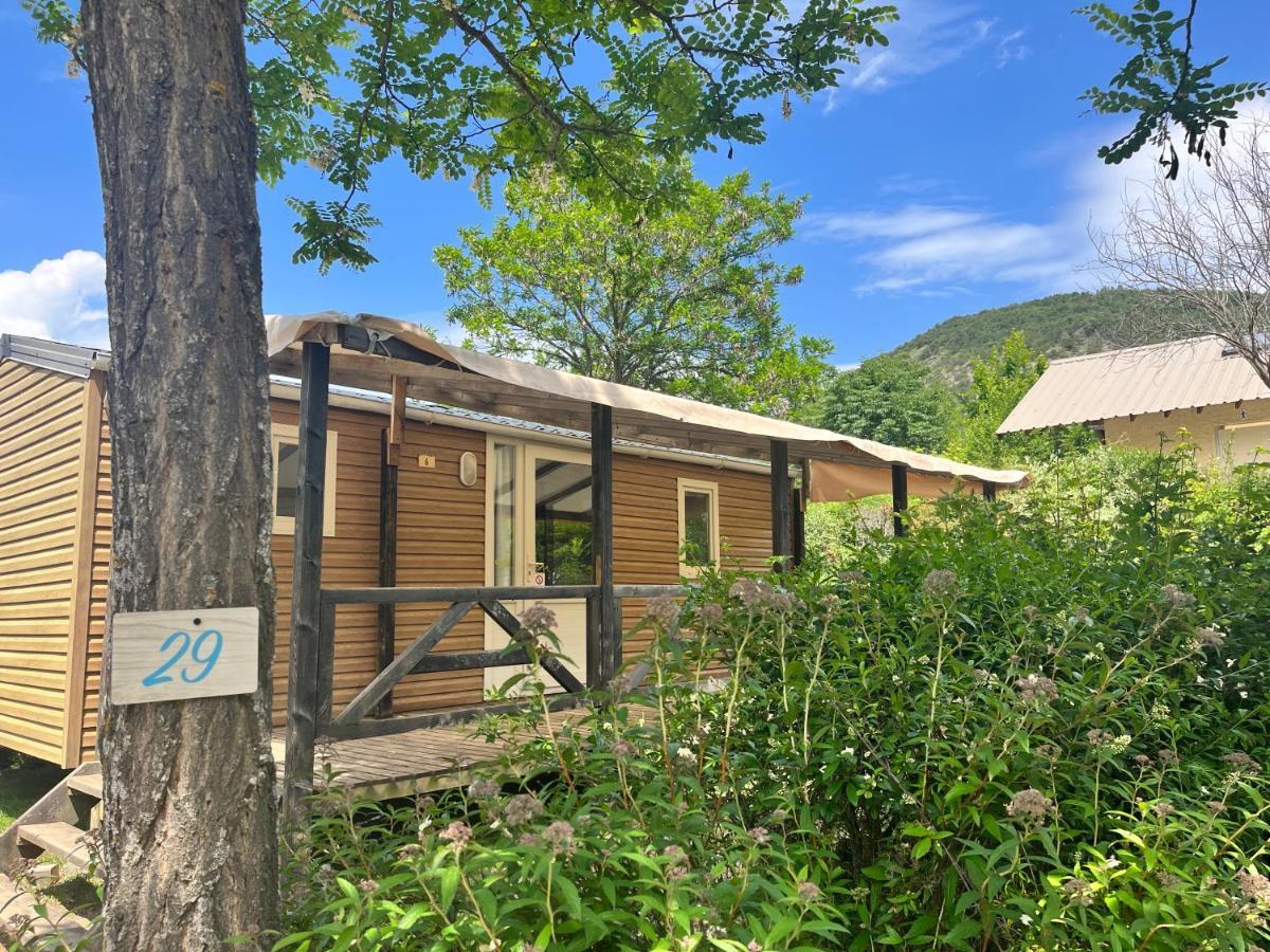 Village De Chalets Et Camping La Pierre De L'Aigle La Breole ภายนอก รูปภาพ