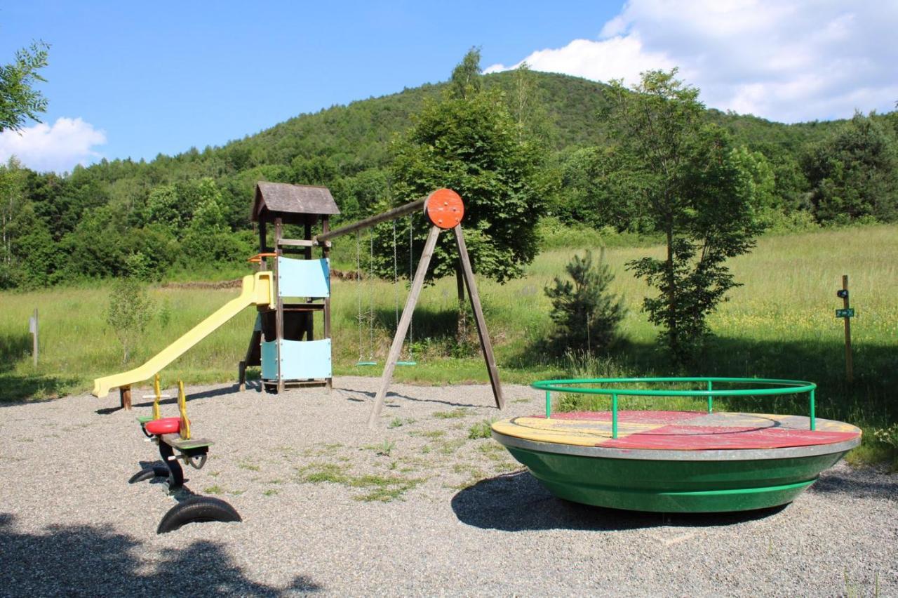 Village De Chalets Et Camping La Pierre De L'Aigle La Breole ภายนอก รูปภาพ